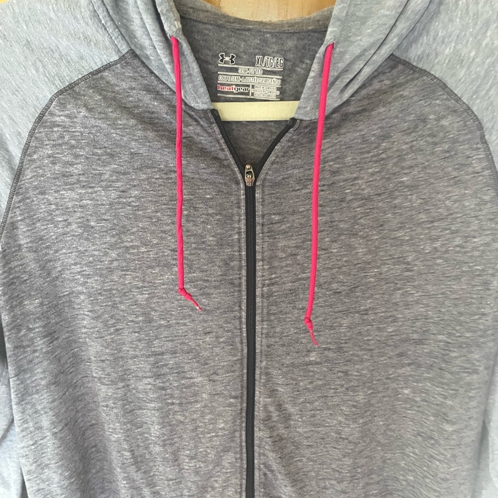 Under Armour - Grey Hoodie - Womens Size XL